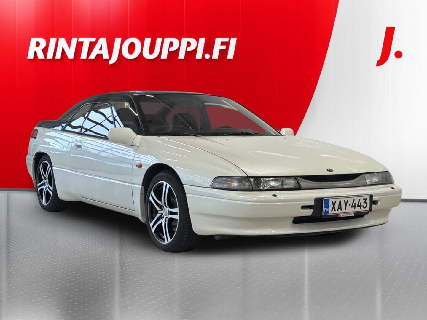 Valkoinen Subaru SVX