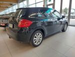Toyota Auris 2007 Musta