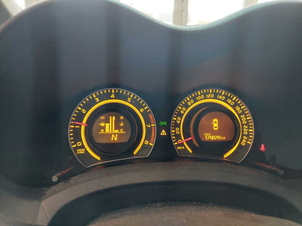 Toyota Auris 2007 Musta