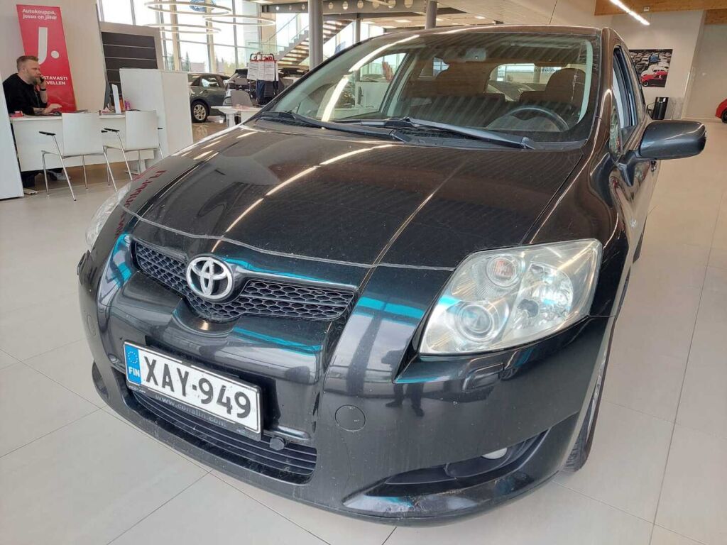 Toyota Auris 2007 Musta