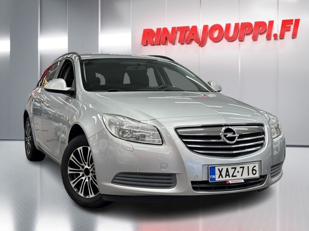 Opel Insignia 2013 Hopea