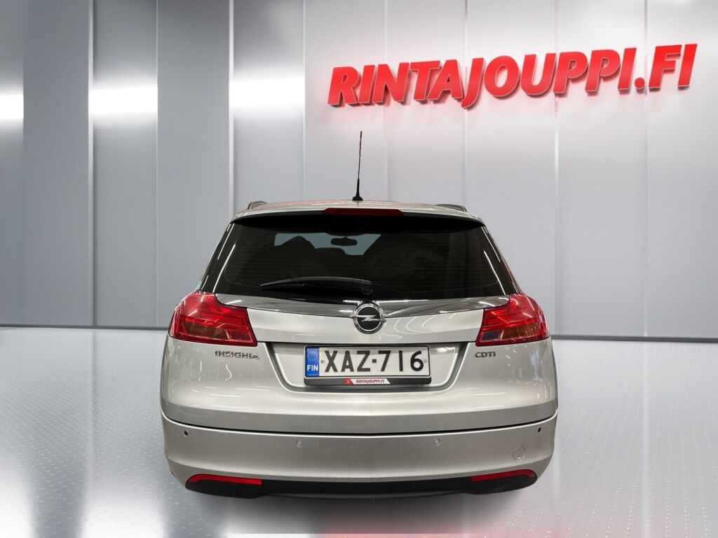 Opel Insignia 2013 Hopea