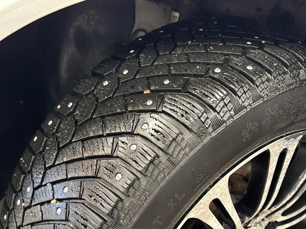 Opel Insignia 2013 Hopea