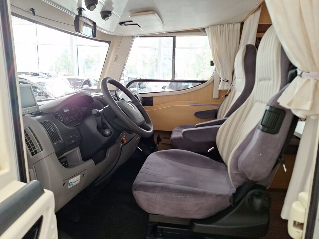 Dethleffs Globebus 2007 Valkoinen