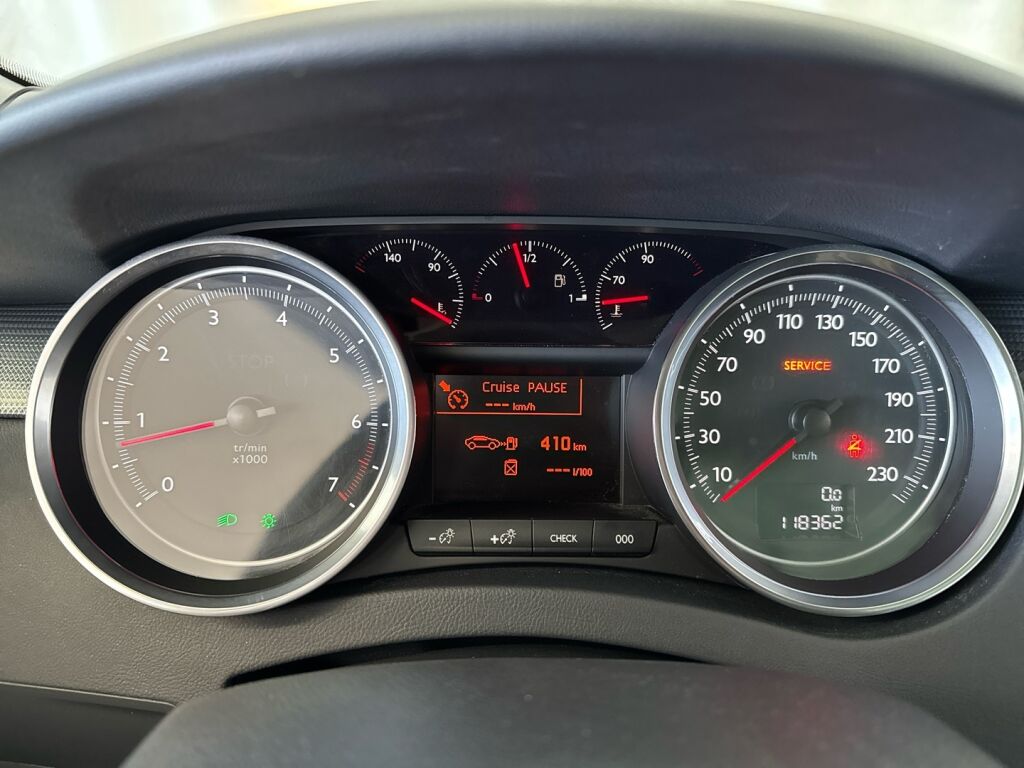 Peugeot 508 2011 Sininen