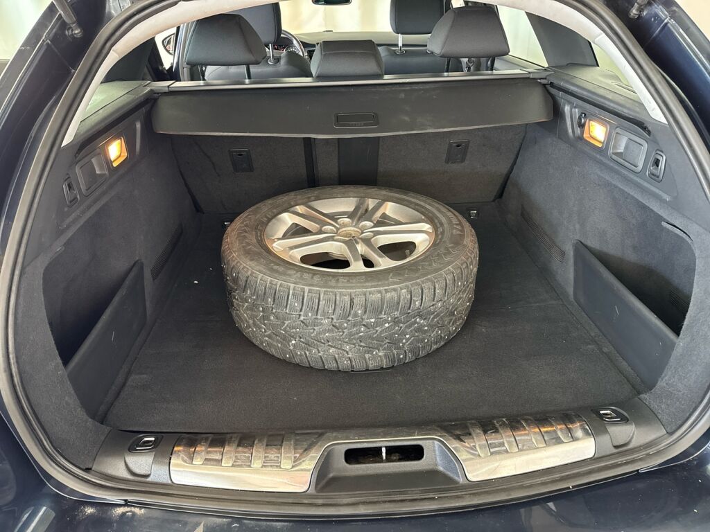 Peugeot 508 2011 Sininen