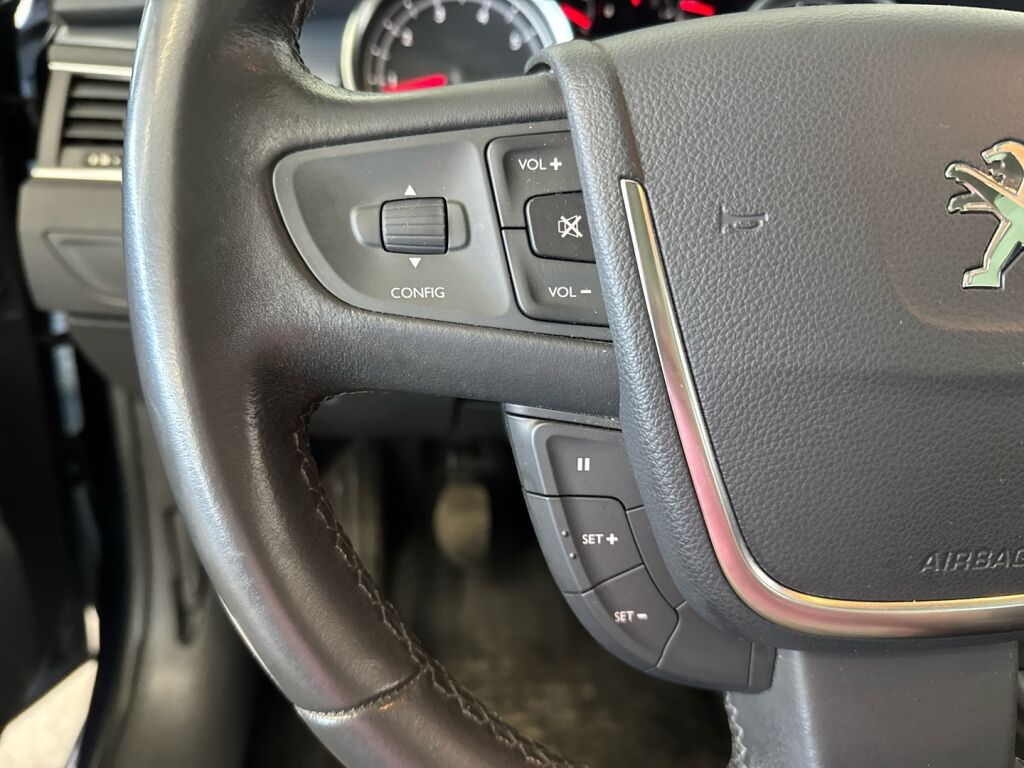 Peugeot 508 2011 Sininen