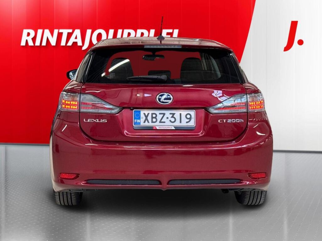 Lexus CT 2011 Punainen