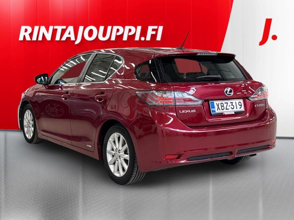 Lexus CT 2011 Punainen
