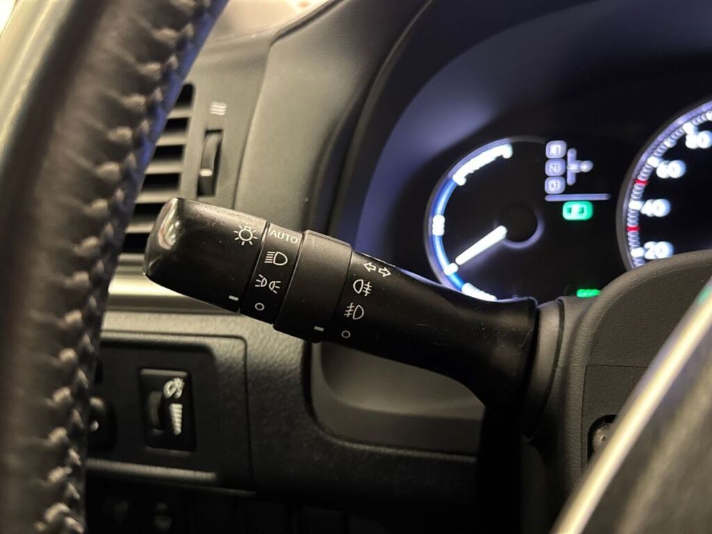 Lexus CT 2011 Punainen