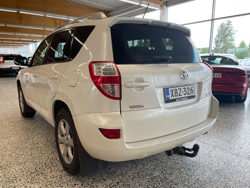 Toyota RAV4 2012 Valkoinen