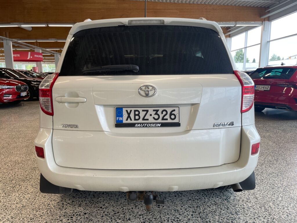 Toyota RAV4 2012 Valkoinen
