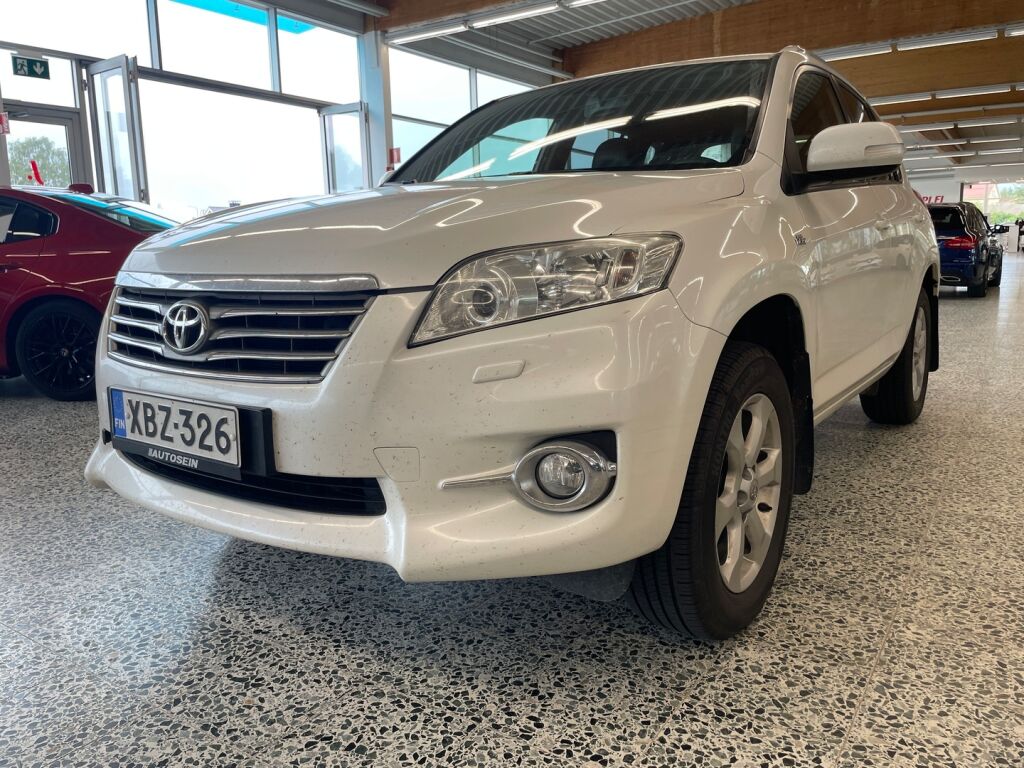 Toyota RAV4 2012 Valkoinen