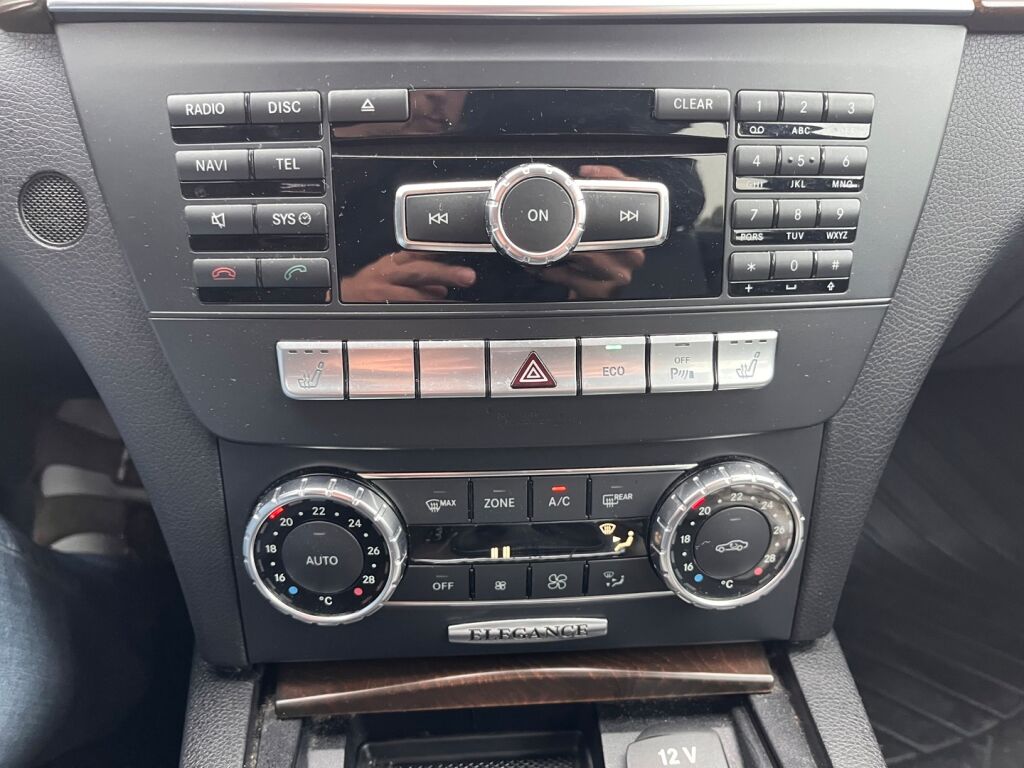 Mercedes-Benz C 2012 Harmaa