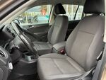 Volkswagen Tiguan 2011 Ruskea (beige)