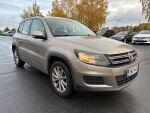 Volkswagen Tiguan 2011 Ruskea (beige)