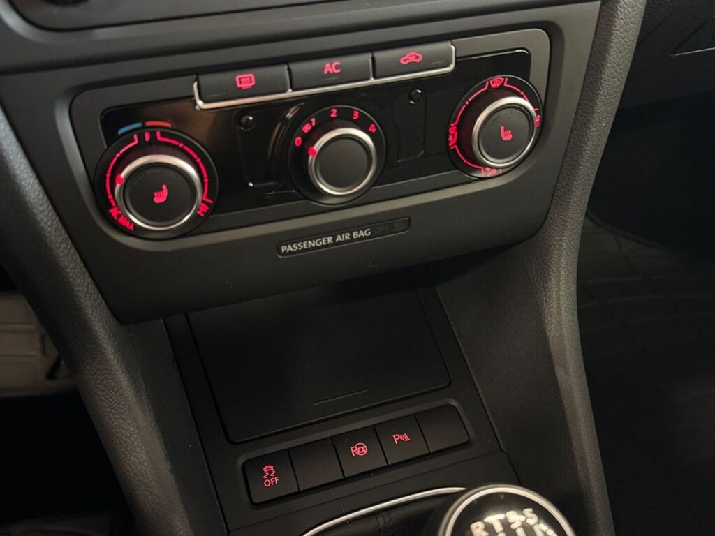 Volkswagen Golf 2012 Harmaa