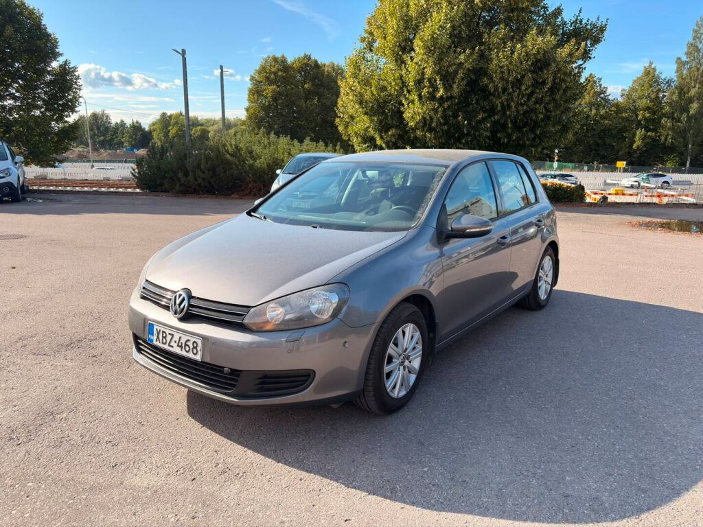 Volkswagen Golf 2012 Harmaa