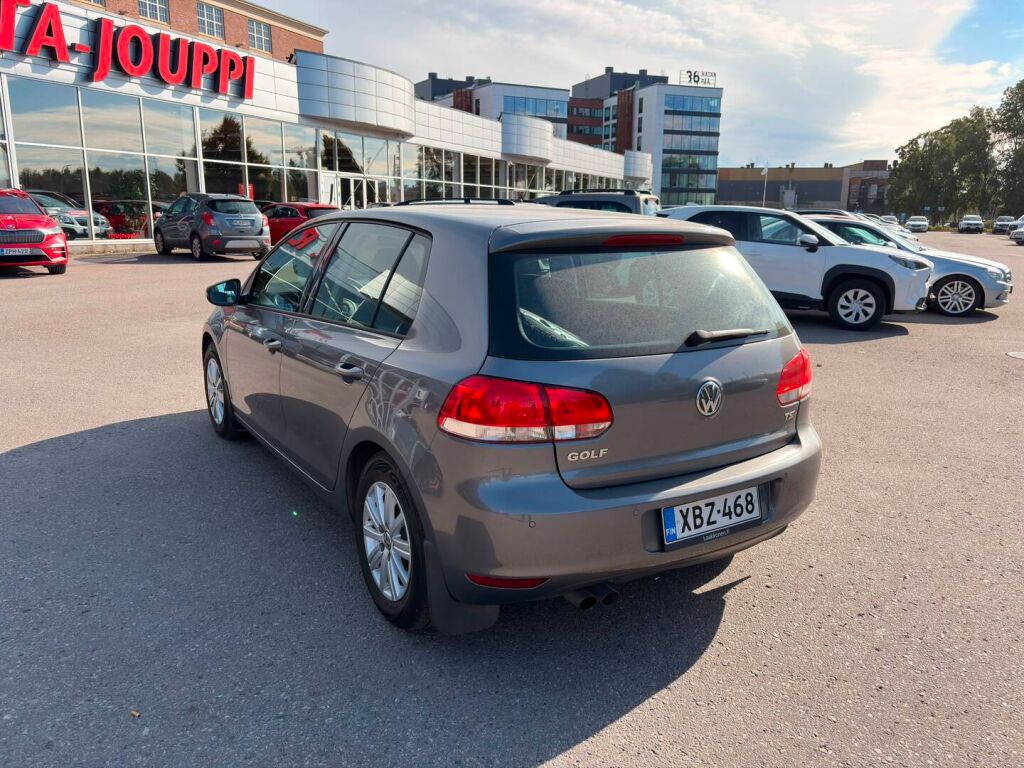 Volkswagen Golf 2012 Harmaa