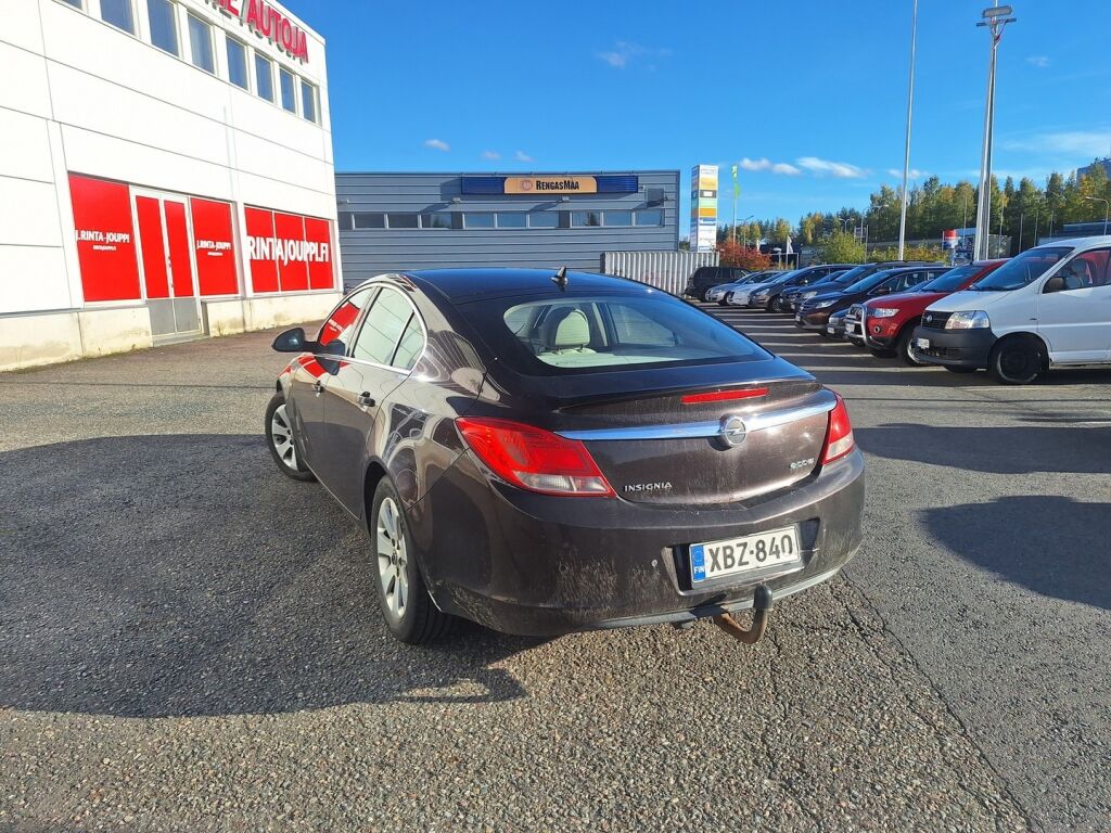 Opel Insignia 2012 Ruskea (beige)