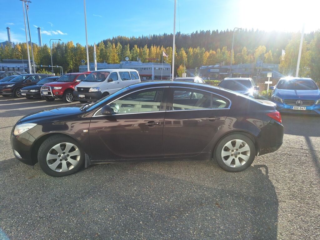 Opel Insignia 2012 Ruskea (beige)