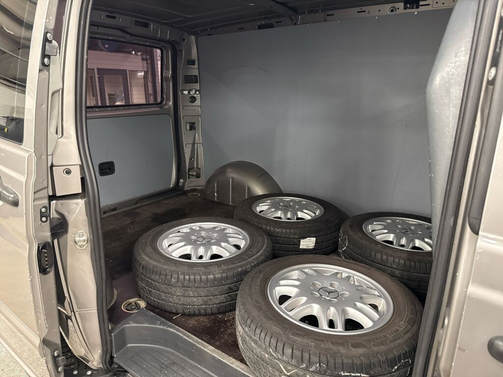 Mercedes-Benz Vito 2012 Harmaa