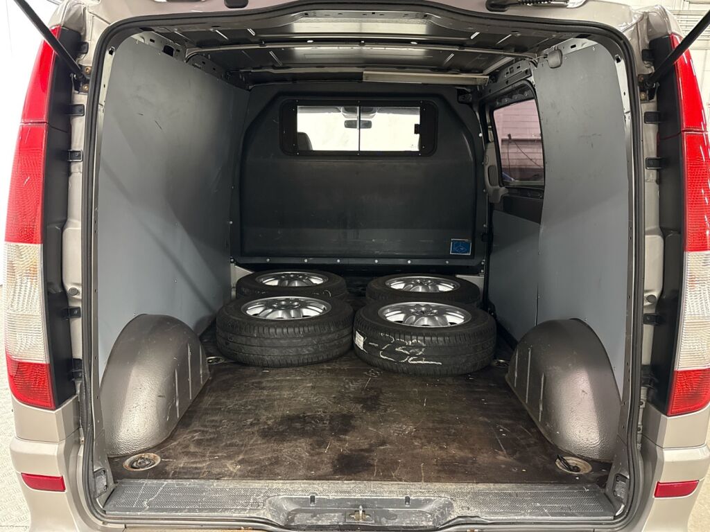 Mercedes-Benz Vito 2012 Harmaa