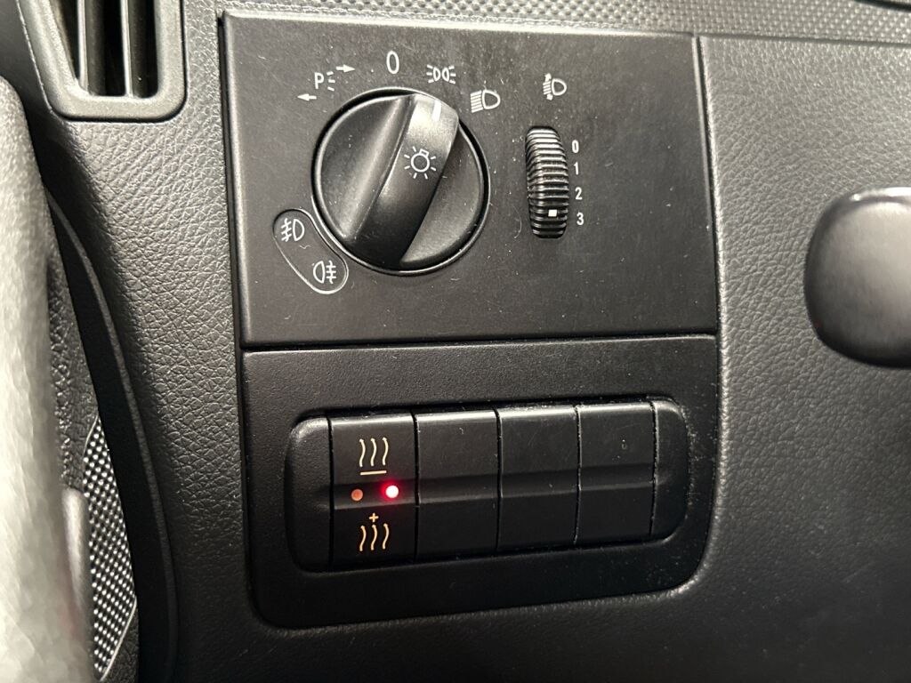 Mercedes-Benz Vito 2012 Harmaa