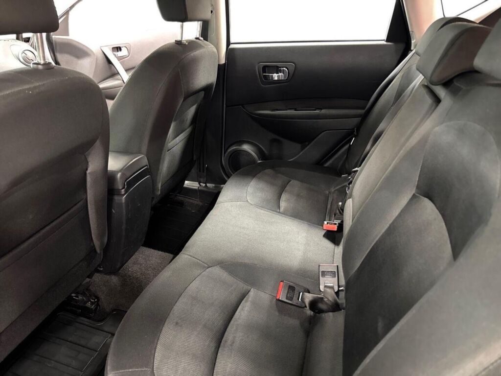 Nissan Qashqai 2011 Harmaa