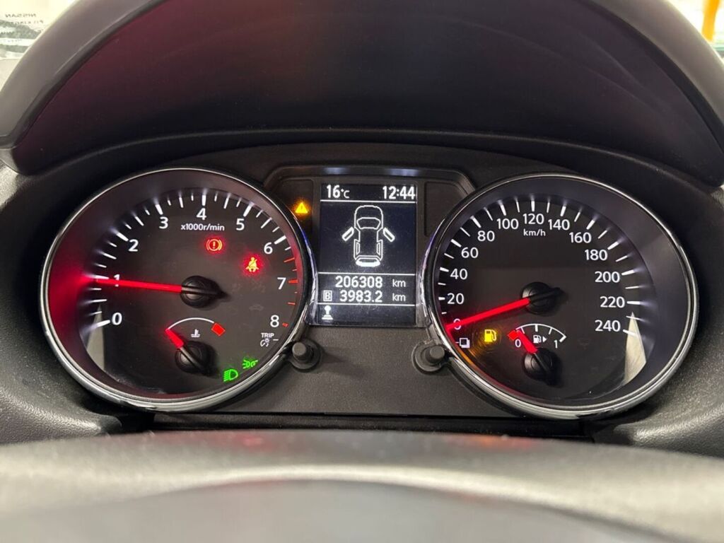 Nissan Qashqai 2011 Harmaa