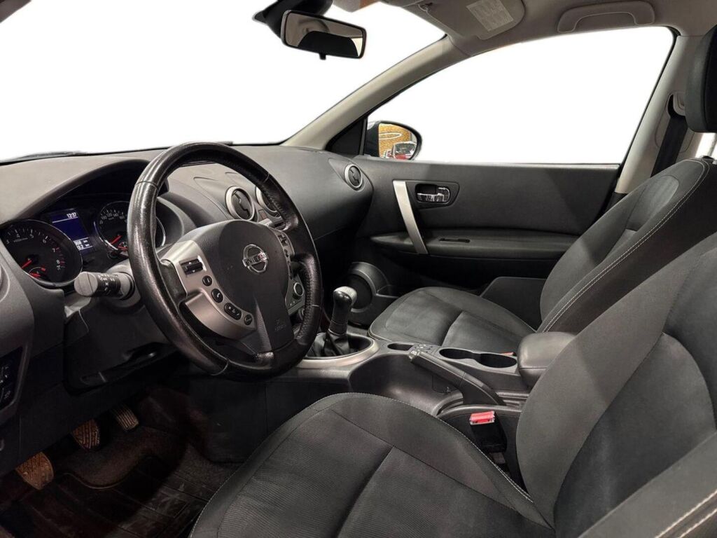 Nissan Qashqai 2011 Harmaa