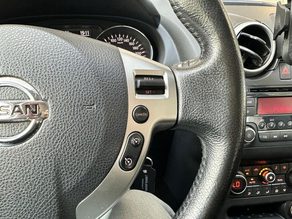Nissan Qashqai 2011 Harmaa
