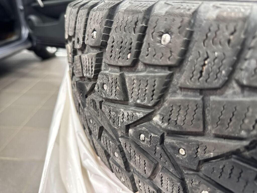 Nissan Qashqai 2011 Harmaa