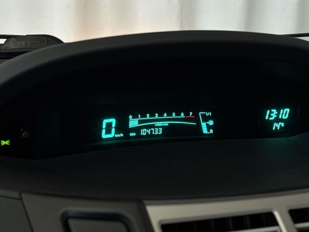 Toyota Yaris 2006 Hopea
