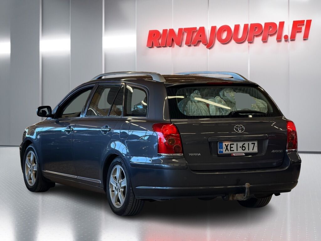 Toyota Avensis 2006 Harmaa