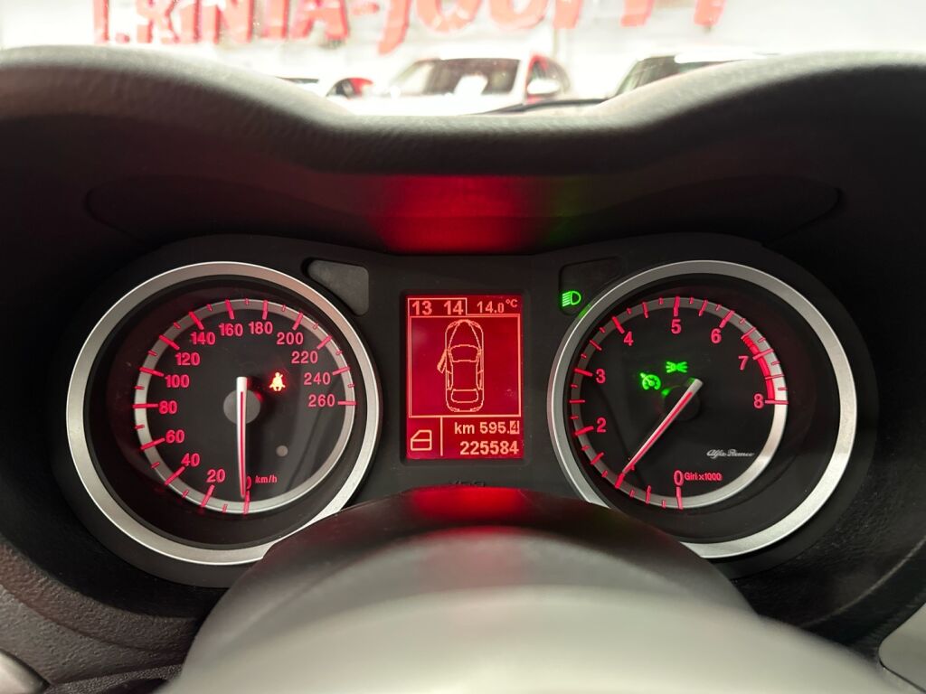 Alfa Romeo 159 2007 Musta