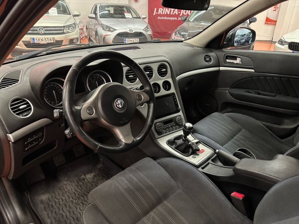Alfa Romeo 159 2007 Musta