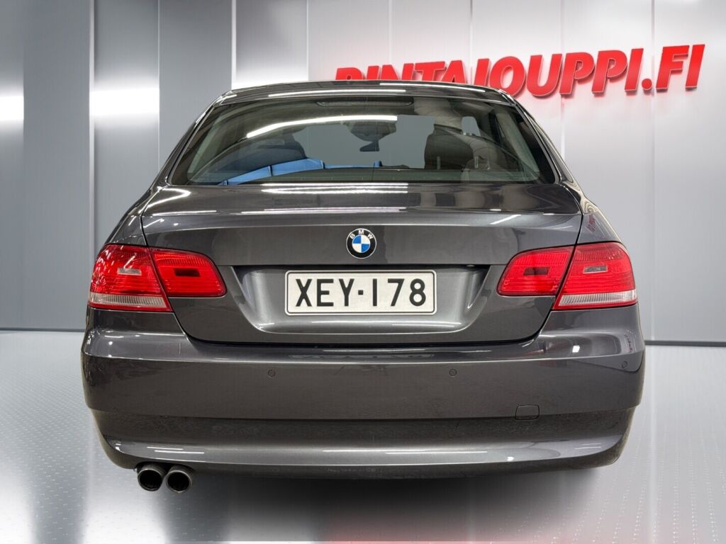 BMW 325 2007 Harmaa