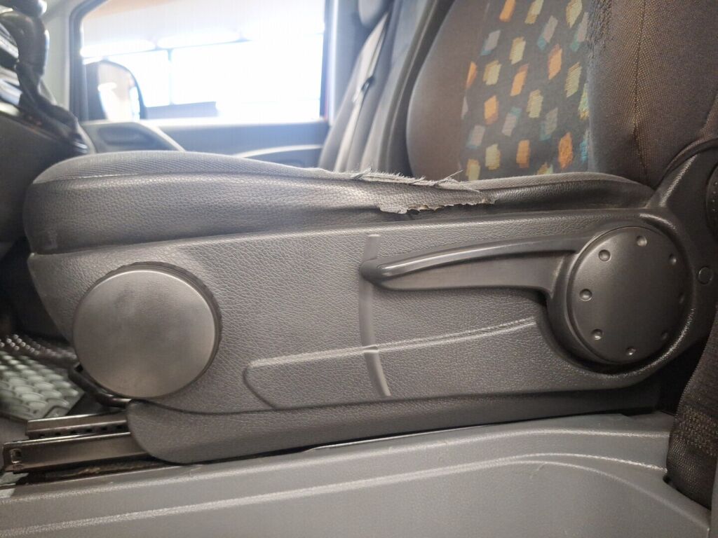 Mercedes-Benz Vito 2007 Punainen