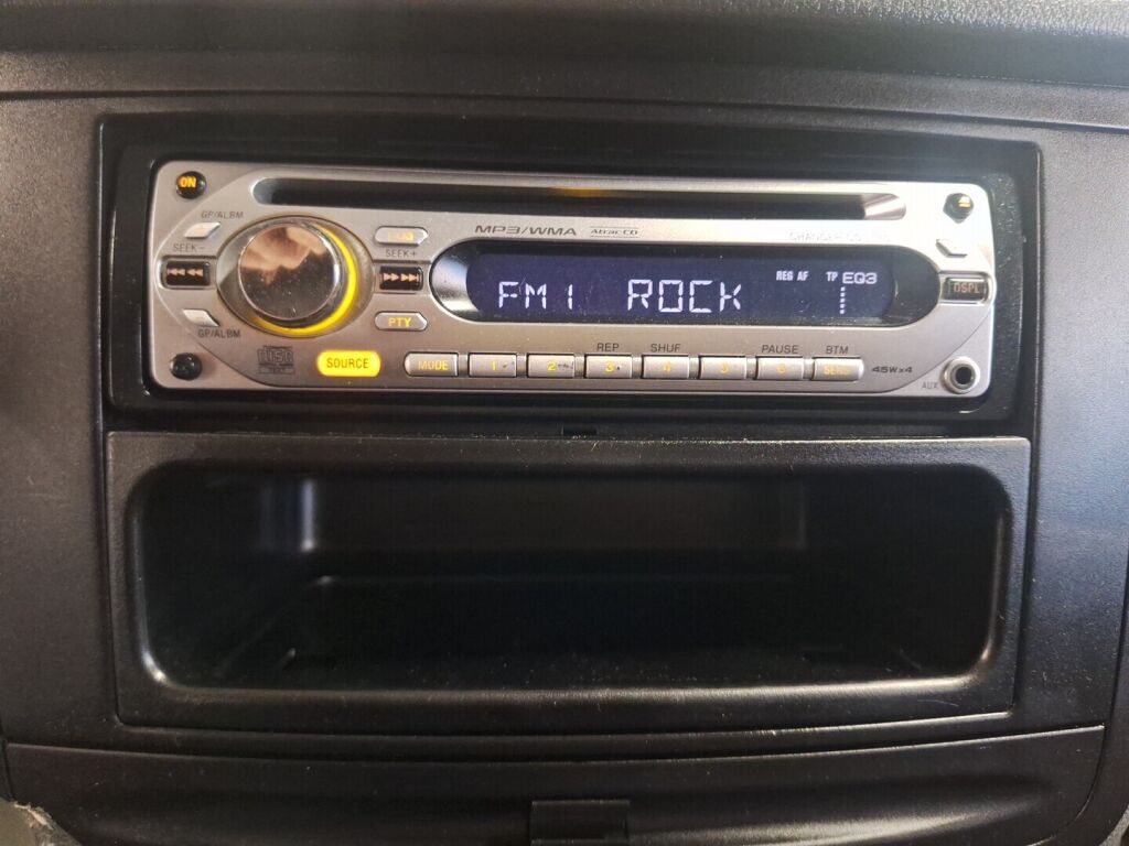 Mercedes-Benz Vito 2007 Punainen