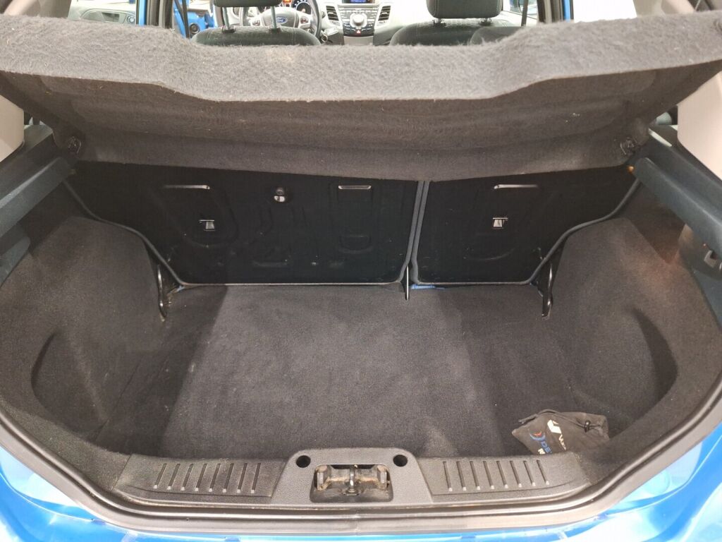 Ford Fiesta 2011 Sininen