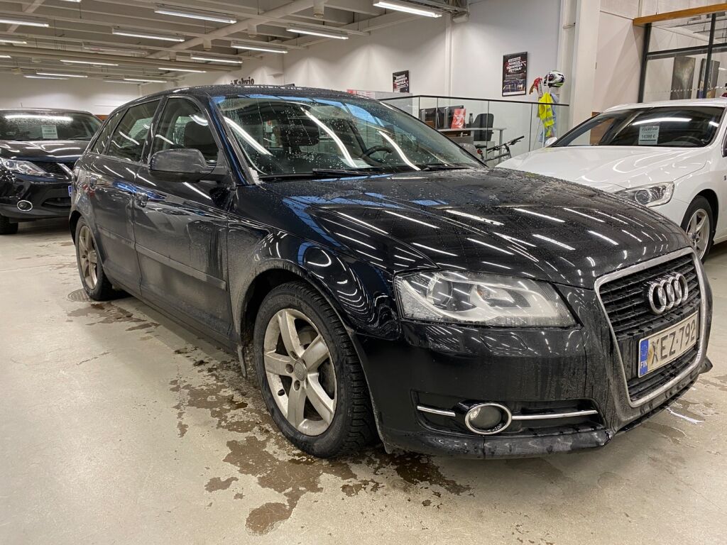 Audi A3 2011 Musta