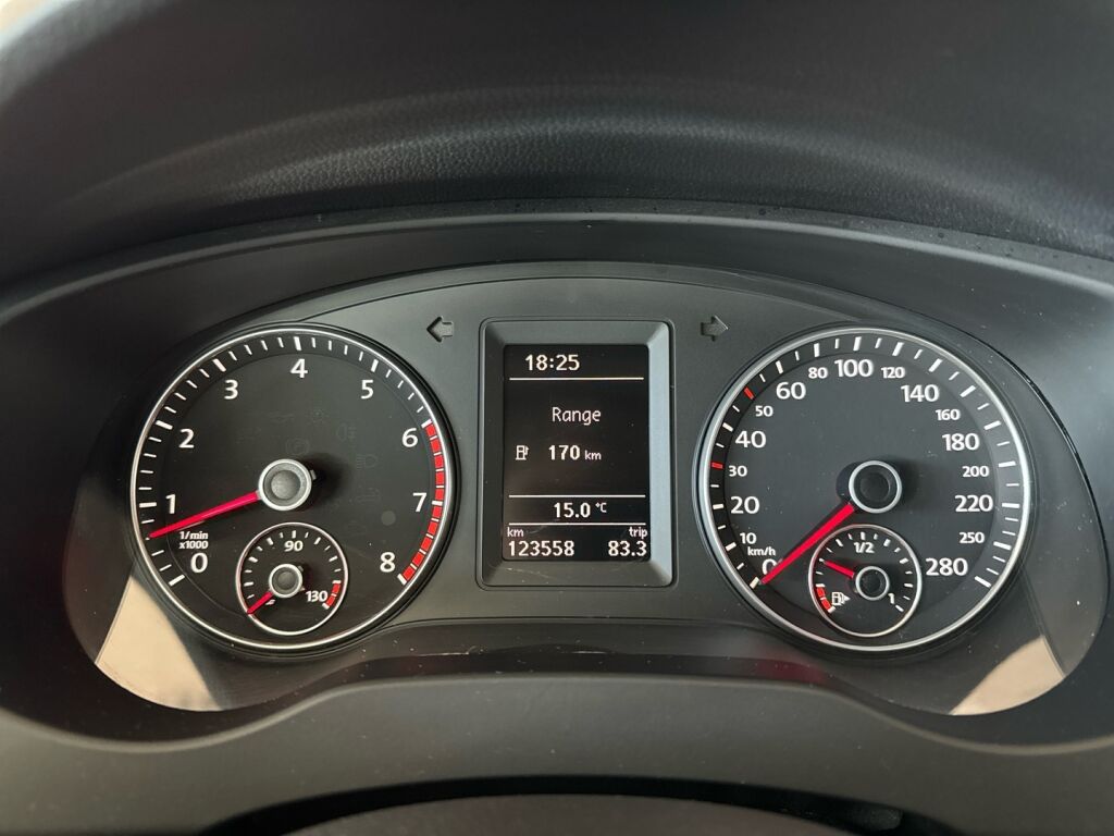 Volkswagen Jetta 2011 Hopea