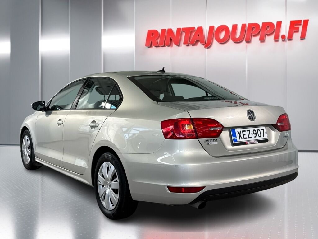 Volkswagen Jetta 2011 Hopea