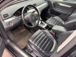 Volkswagen Passat 2011 Musta