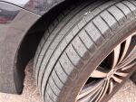 Volkswagen Passat 2011 Musta