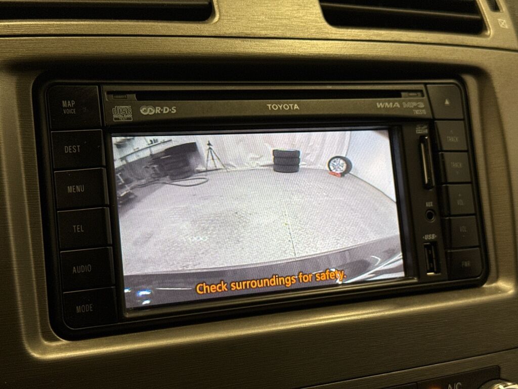 Toyota Avensis 2011 Musta