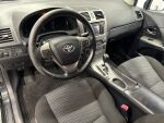 Toyota Avensis 2011 Musta