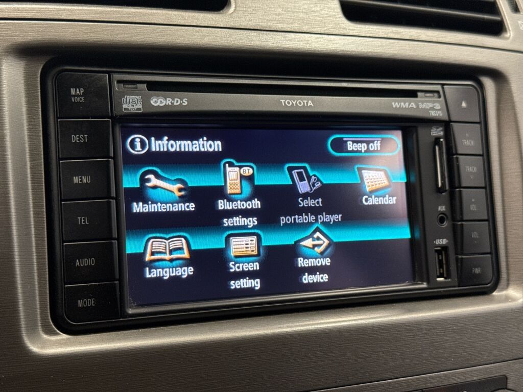 Toyota Avensis 2011 Musta