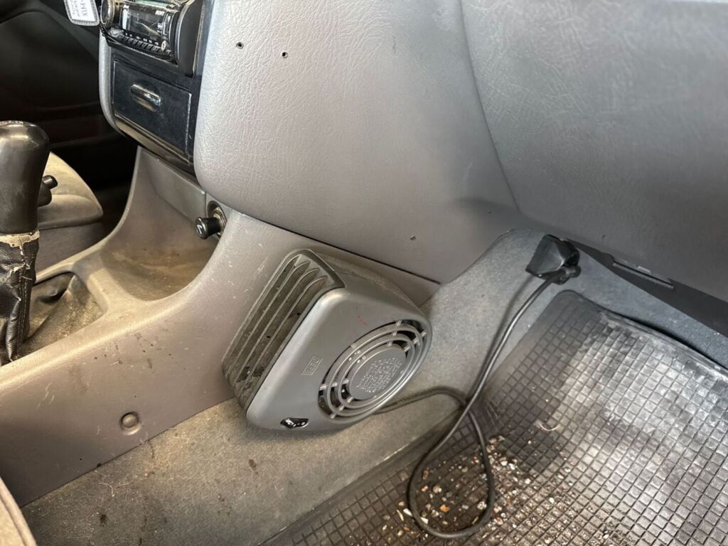 Toyota Avensis 1998 Valkoinen